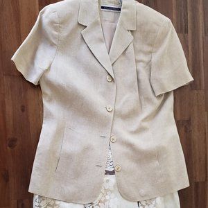 Amanda Smith 2 piece short sleeve suit set